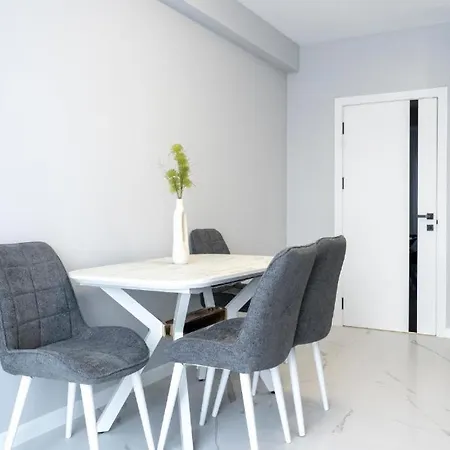 Apartament 10 Km Urban